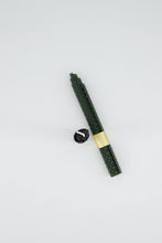 Load image into Gallery viewer, Coloured Beeswax Rolled Candles