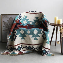 Load image into Gallery viewer, Boho Pattern Throw
